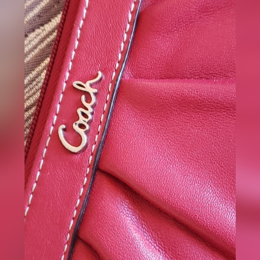 Coach Red Rasberry Wallet Wristlet Clutch 6x4 Zip Pouch Bag Geniue Leather EUC - Picture 3 of 5